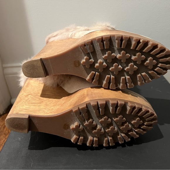 Rachel Zoe Fur & Suede Wedge Heel Booties with gold accents Size 9.5 (fits a 9) - Picture 7 of 9